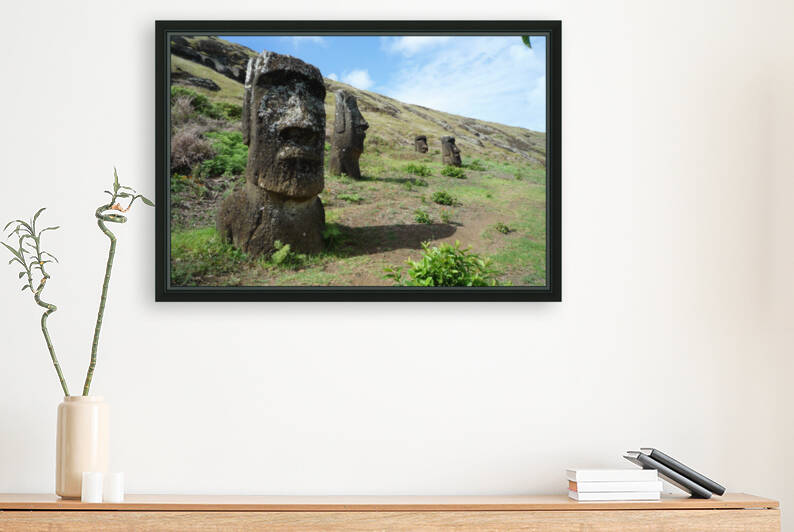 Easter Island - Moai caldera 1 by GlobetrotterDB