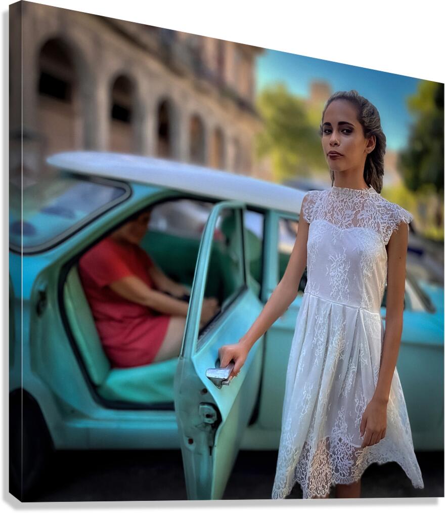 Cuba Candid iphone