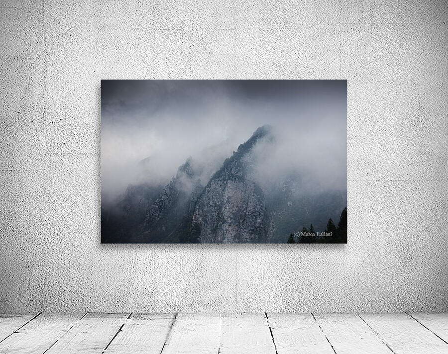 Misty peaks Wall Preview