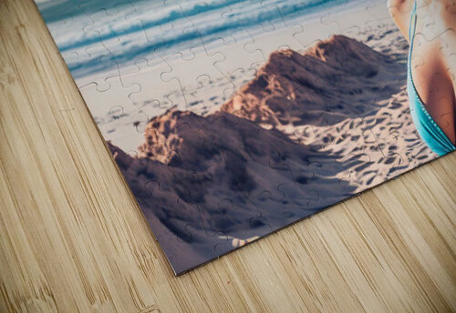 girl at beach Luciano puzzle
