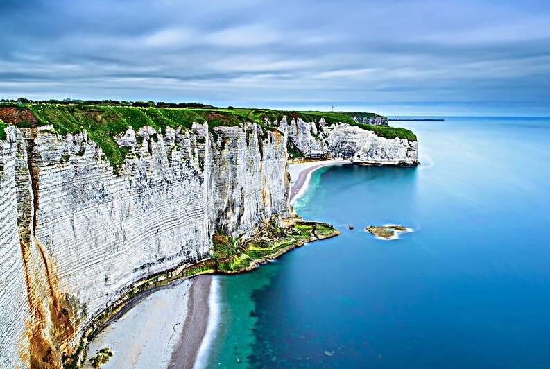 Rocky cliffs of Etretat towards Le Havre. Normandy by Stefano Orazzini