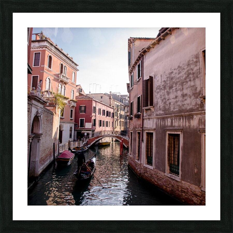 A Prima Vista Square Picture Frame print