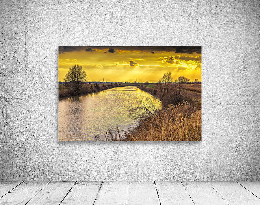 sunset on river  Wall Preview