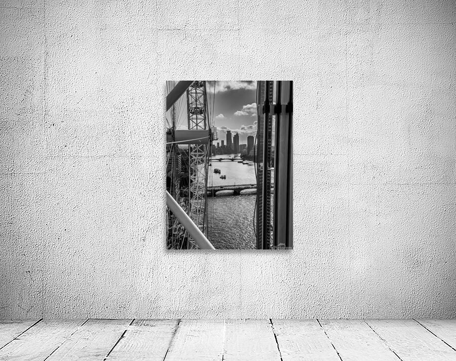 Eye on The Thames Wall Preview