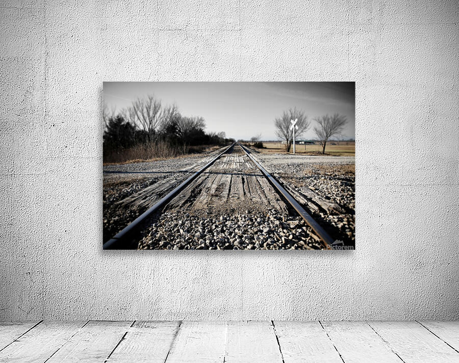 Empty Rails Wall Preview