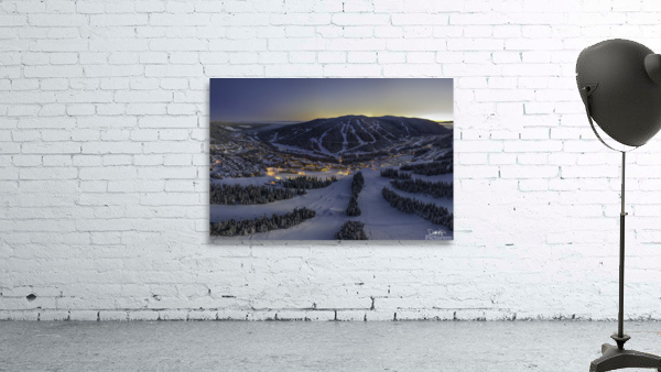 Last Light Wall Preview