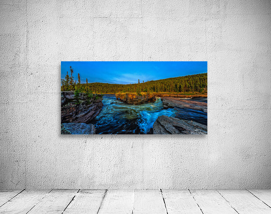 Manitou Falls 2 Wall Preview