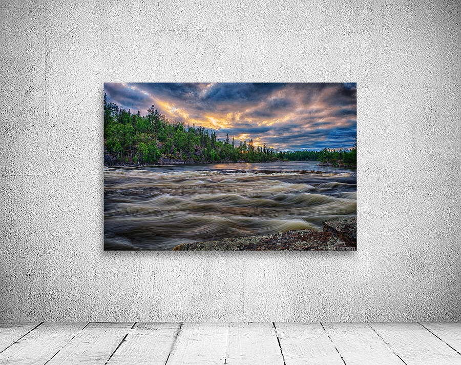 Stanley Rapids Wall Preview
