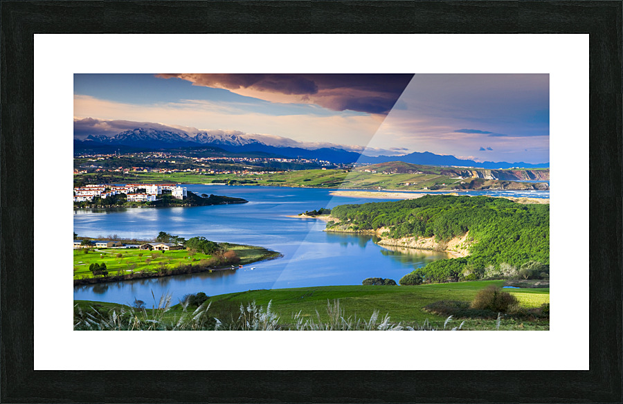 Mogro stuary Picture Frame print