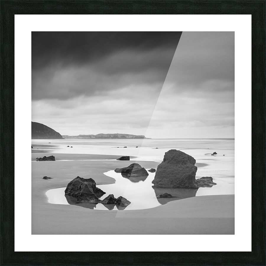 CANTABRIAN BEACH Picture Frame print