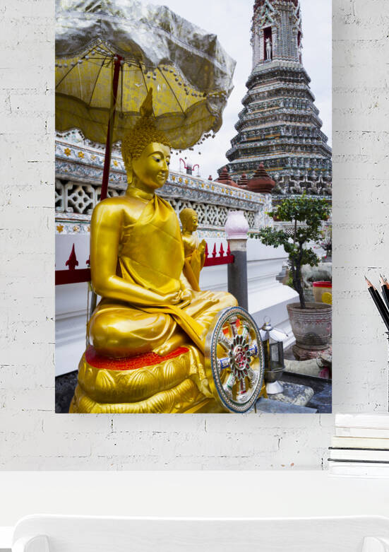 Buddhist temple in Bangkok 01 by Mikel Bilbao Photography