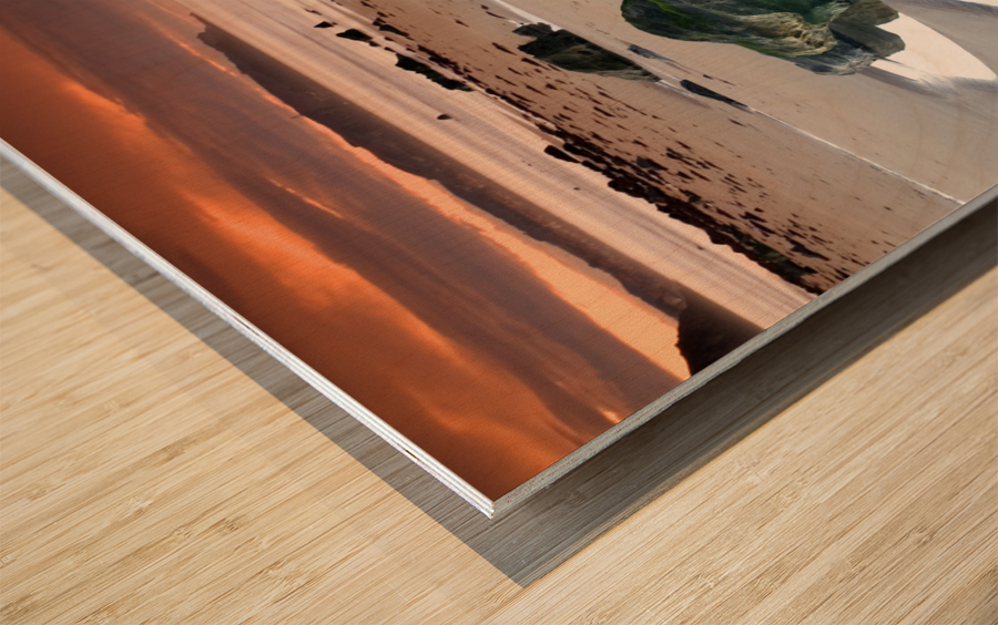 Berria beach Wood print
