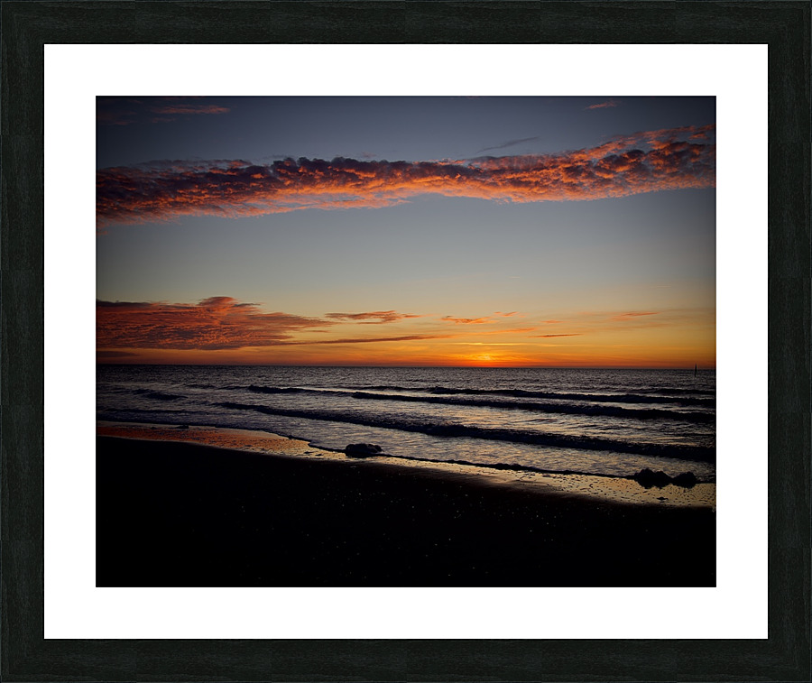 500 0552 Picture Frame print