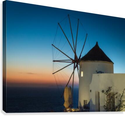 Mills Oia Night