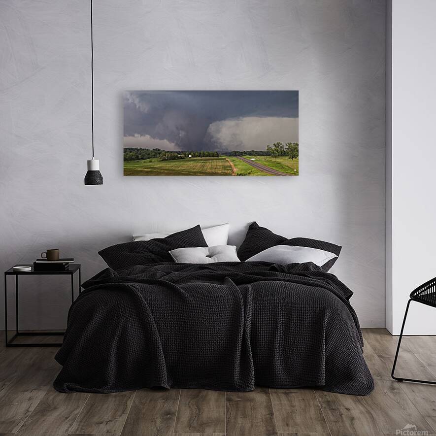 Pilger Tornado Reproduction