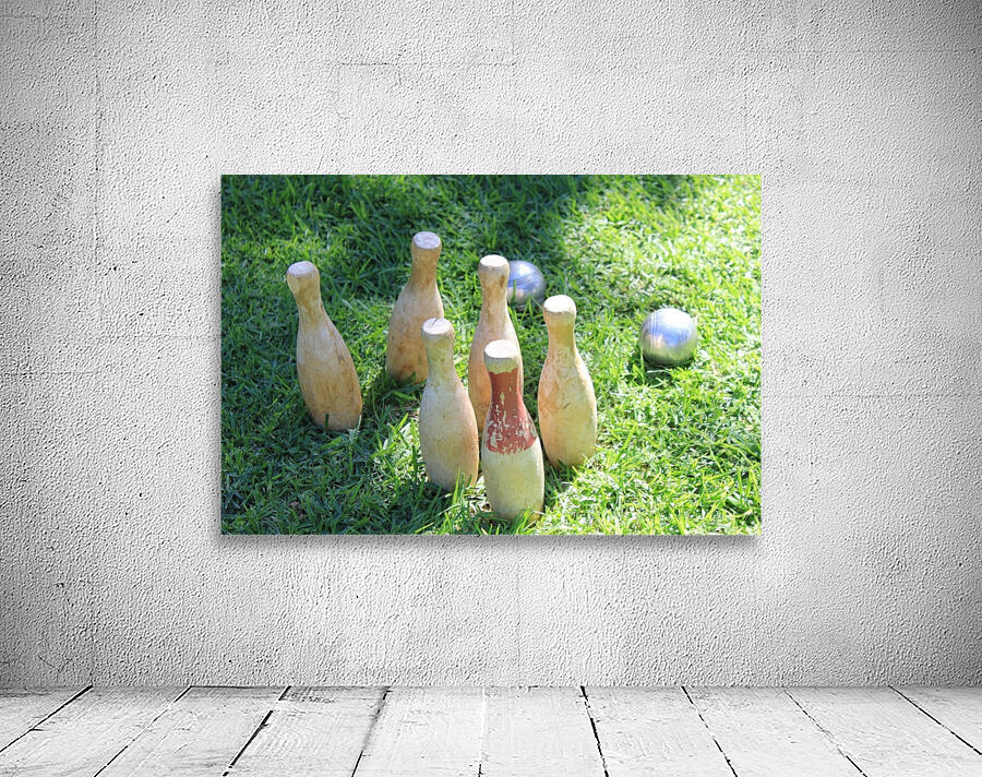 Lawn Bowling Wall Preview