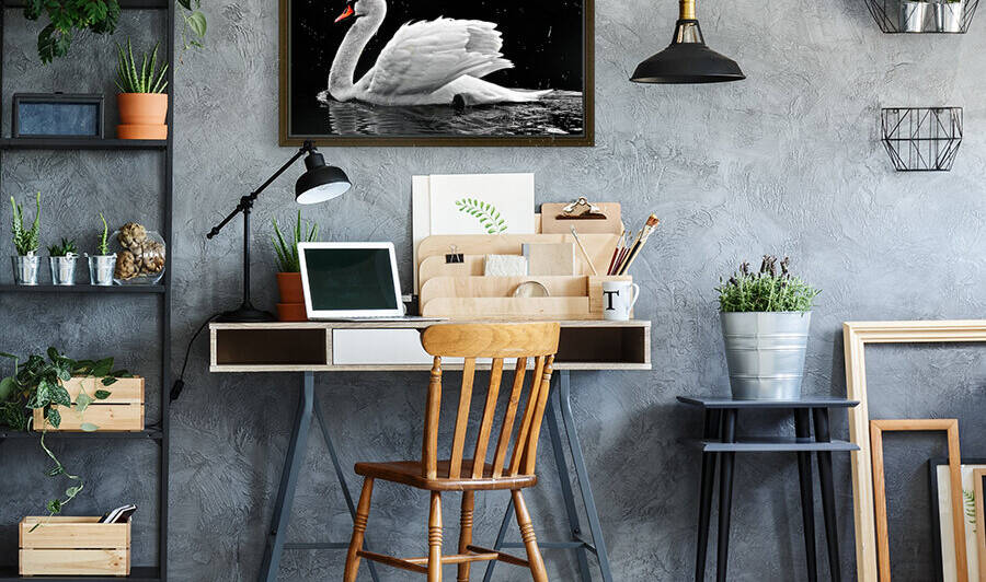 Beautiful swan by Nature Art