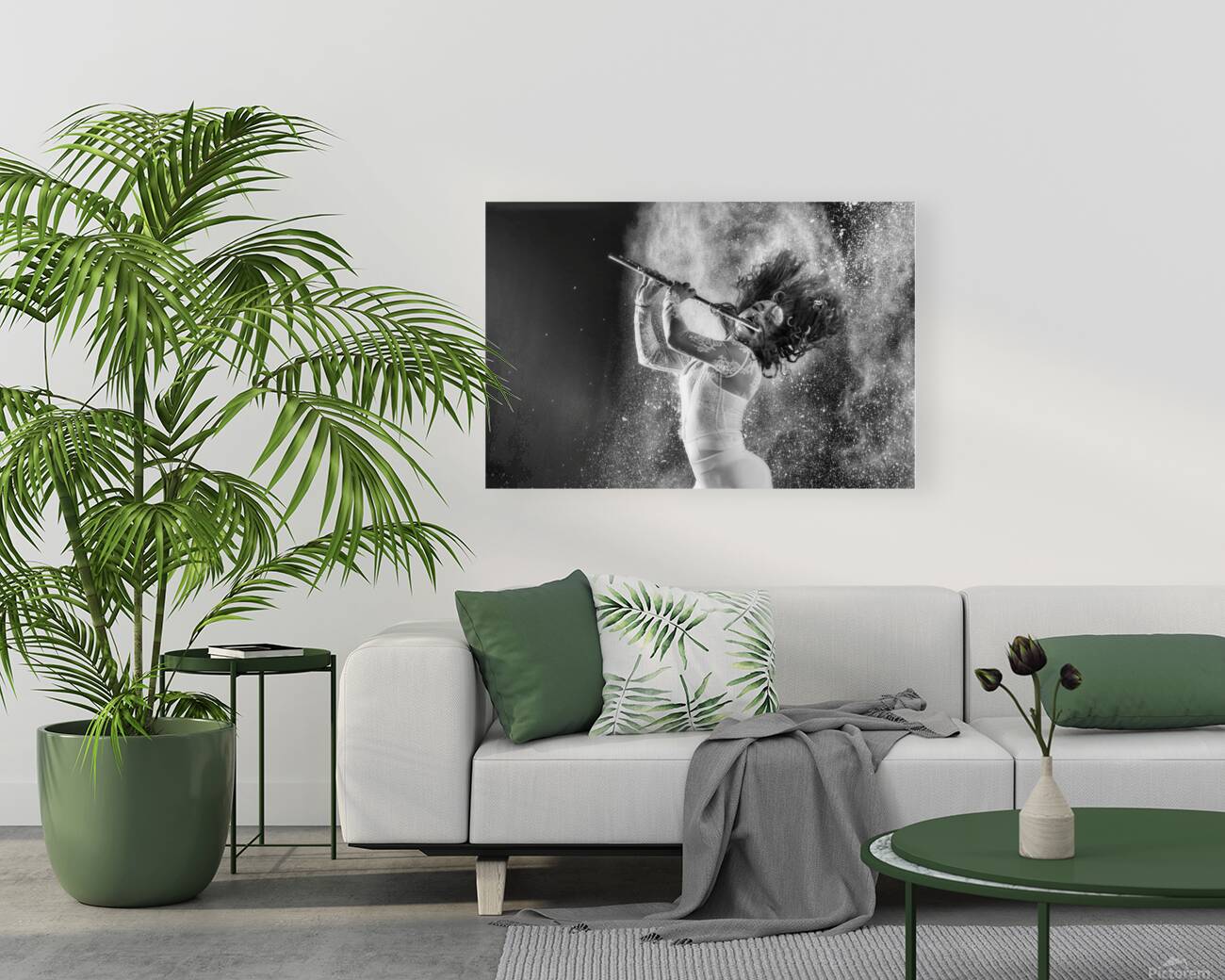 Photo shoot with Internationally acclaimed flutist and rock climber Nina Reproduction