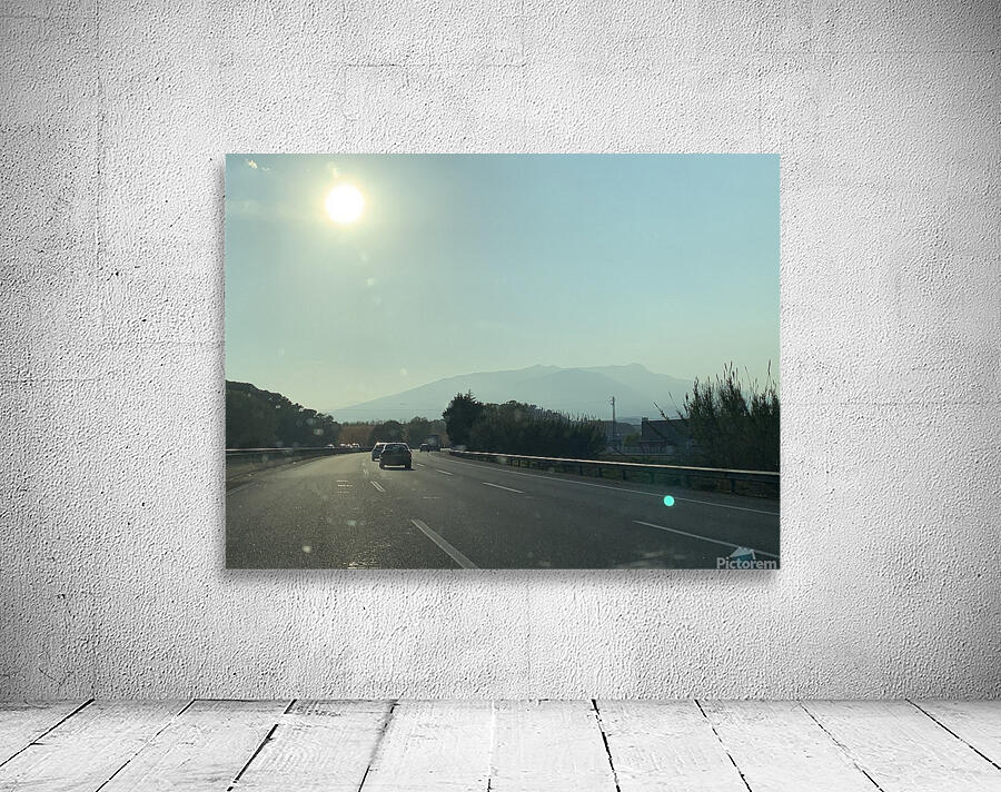 Sun our Highness Wall Preview