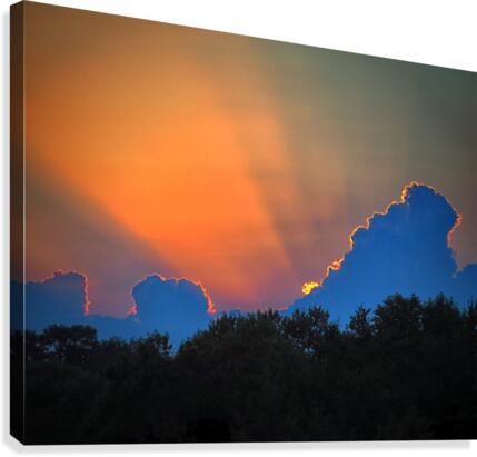 Roxanna Sunset Crepuscular Rays