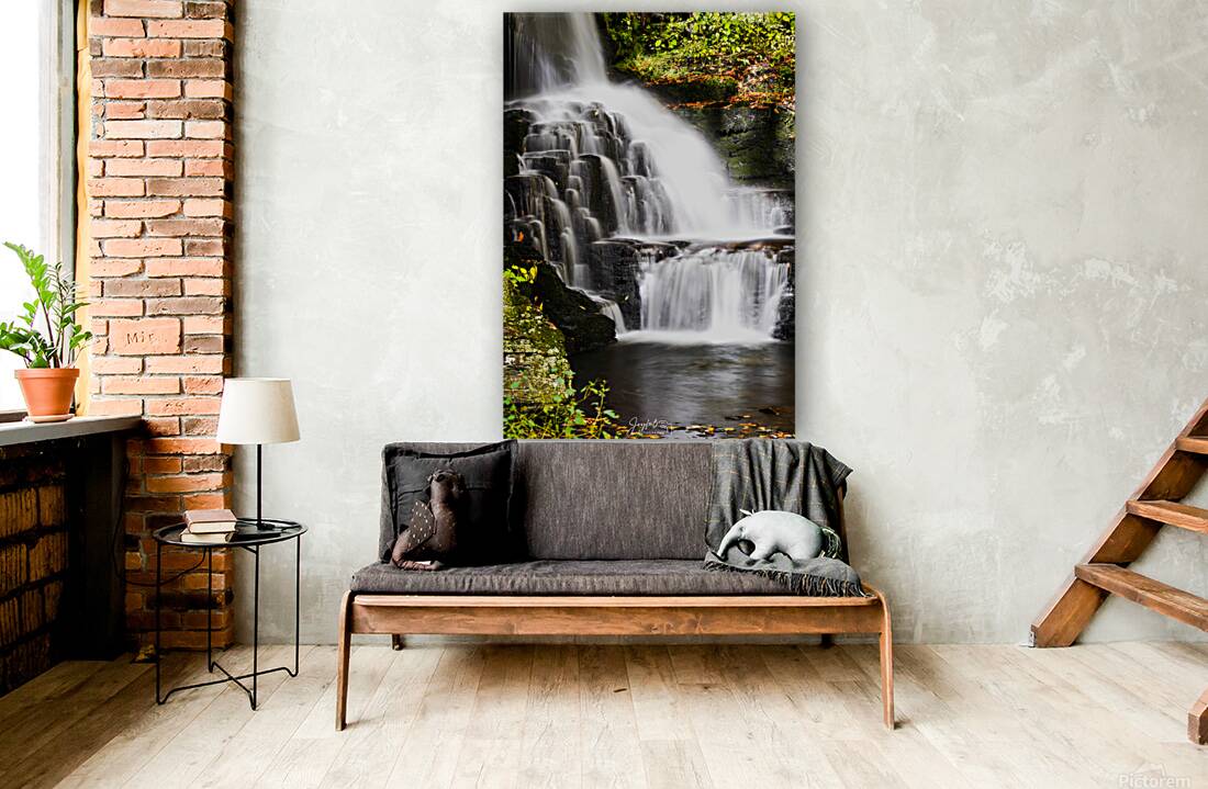 Geometric Falls Reproduction