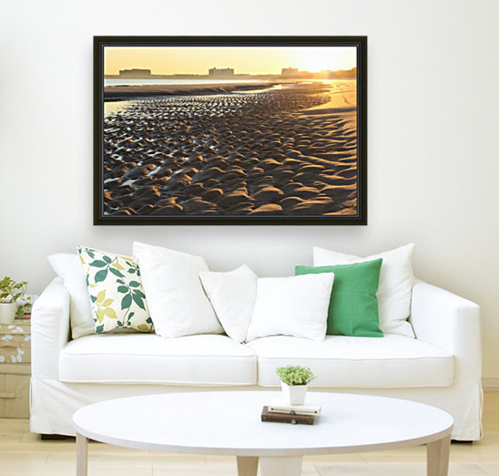 Sculpted sand Reproduction