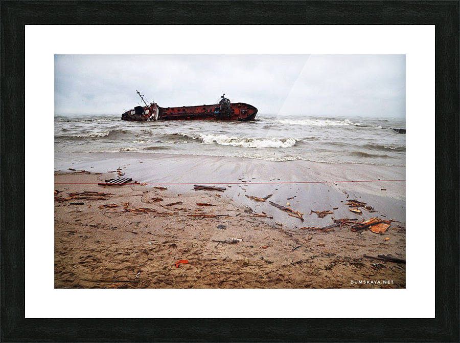 shipwreck Picture Frame print