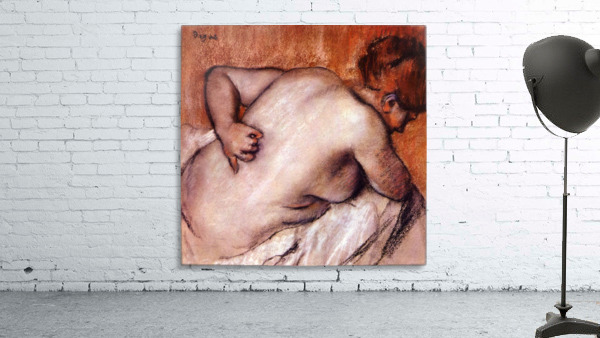 Womans back Wall Preview
