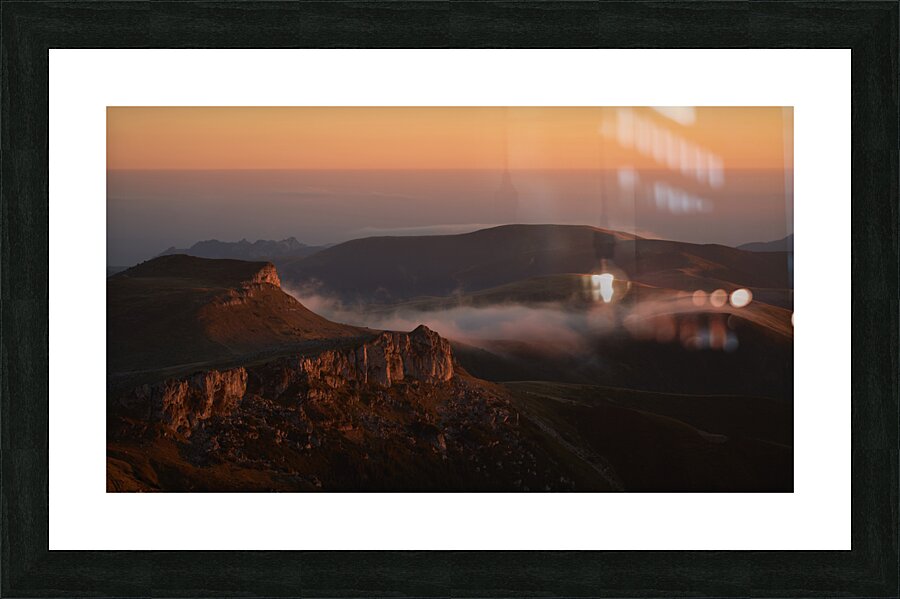 Mountain 32 W Picture Frame print