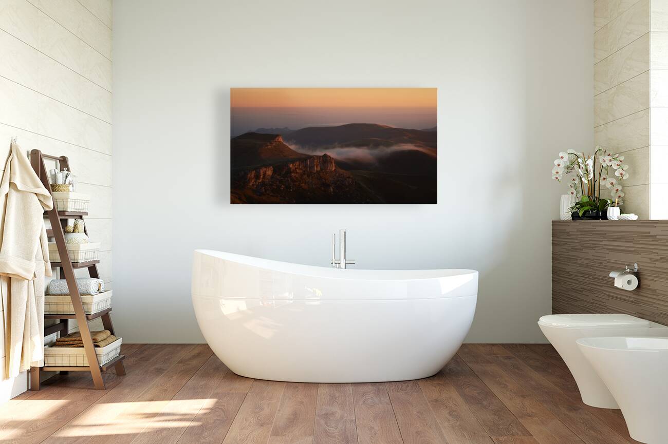 Mountain 32 W Reproduction