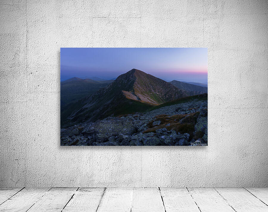 Mountain 2 Wall Preview