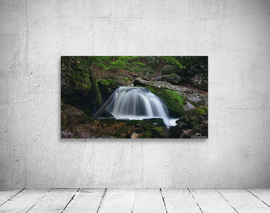 Waterfall 1 Wall Preview