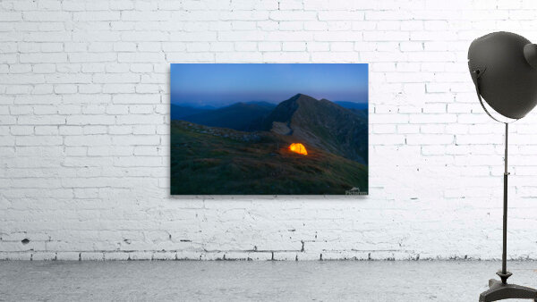 Mountain 4 W Wall Preview