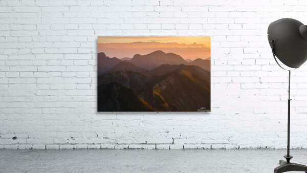 Mountain 14 W Wall Preview