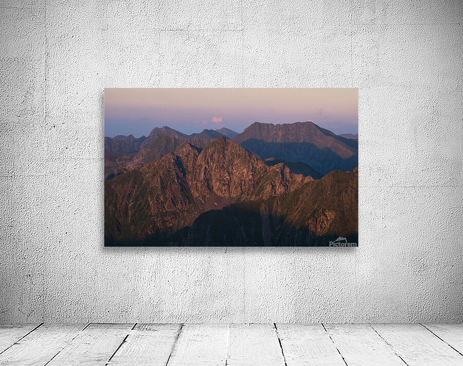 Mountain 12 Wall Preview