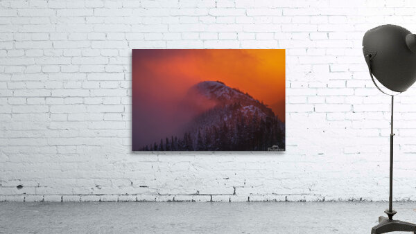 Mountain 18 W Wall Preview
