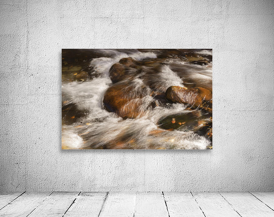 River 4 W Wall Preview