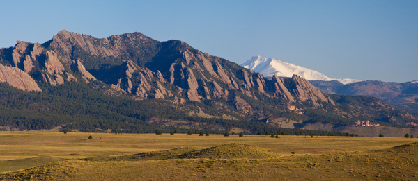 Flatirons Snow Covered Longs Peak Panorama Téléchargement Numérique
