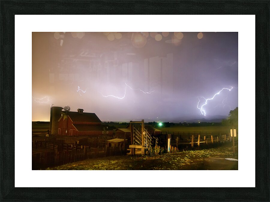 Lightning Storm over Historic Lohr McIntosh Farm in Longmont CO Impression et Cadre photo
