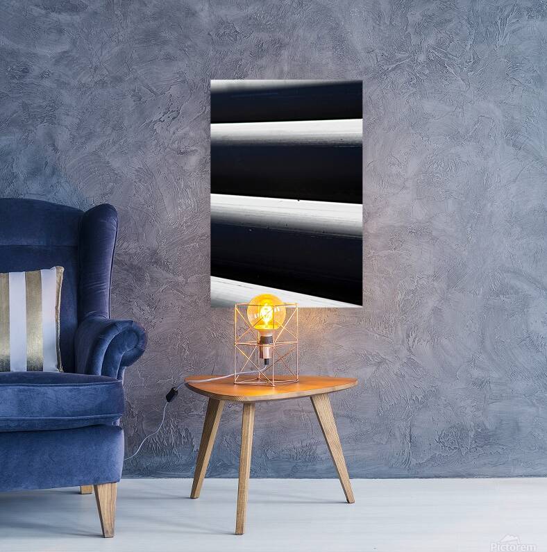 Tubular Shadow and Light  3 Reproduction