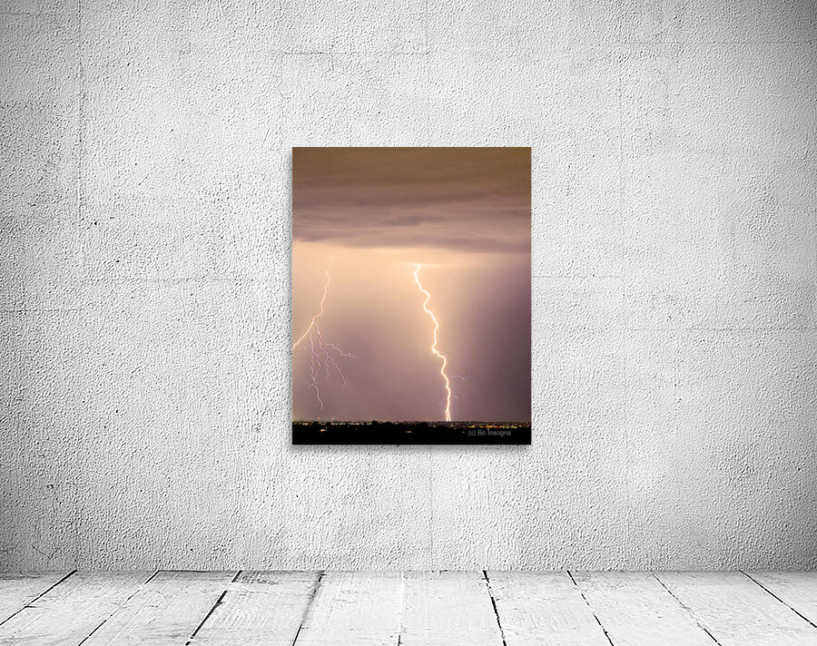 Lightning Bolt With a Fork Wall Preview