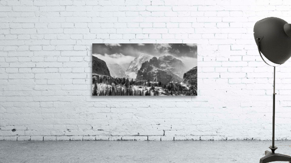 RMNP Gateway Rockies Black and White Wall Preview