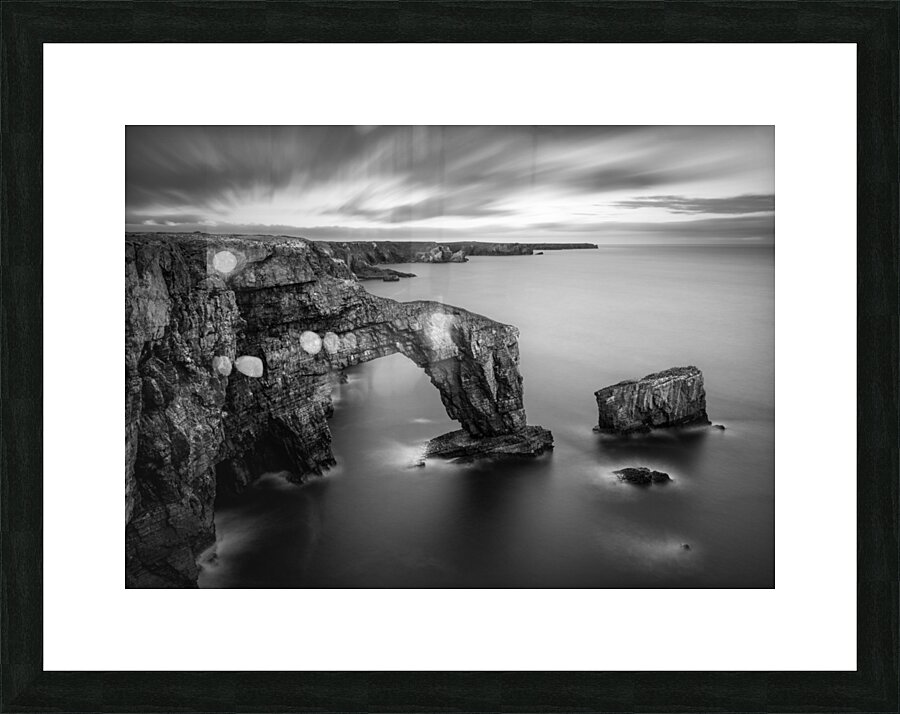 Green Bridge of Wales - Black and White Edition Impression et Cadre photo