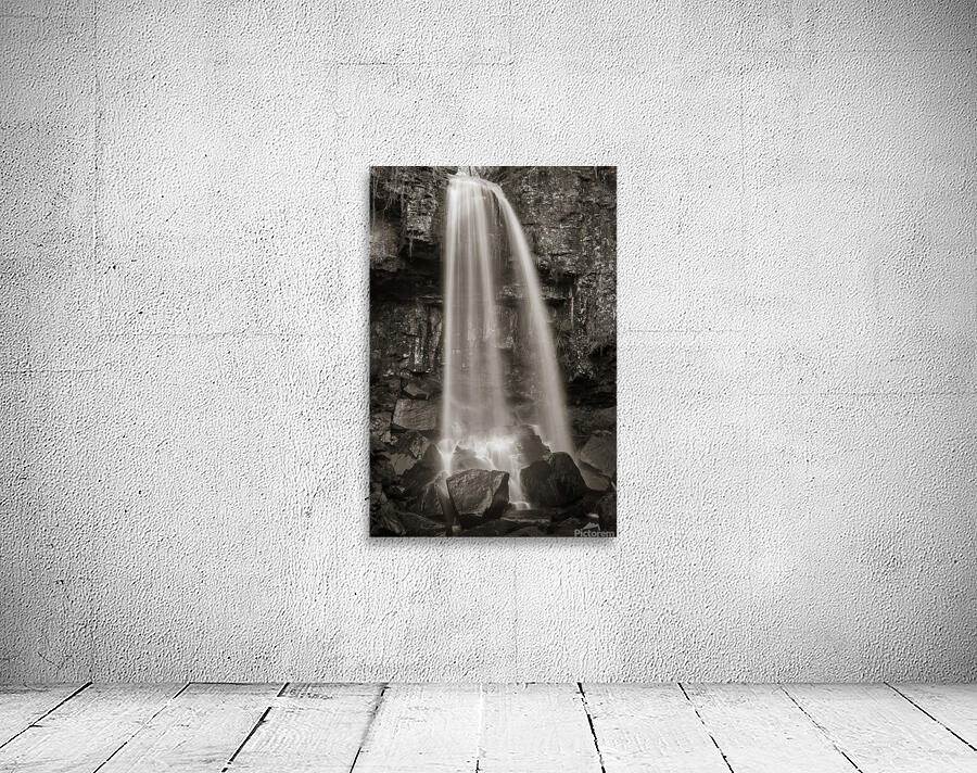 Melincourt Cascade Wall Preview