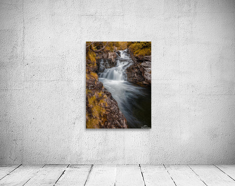 Lui Water Waterfall Wall Preview