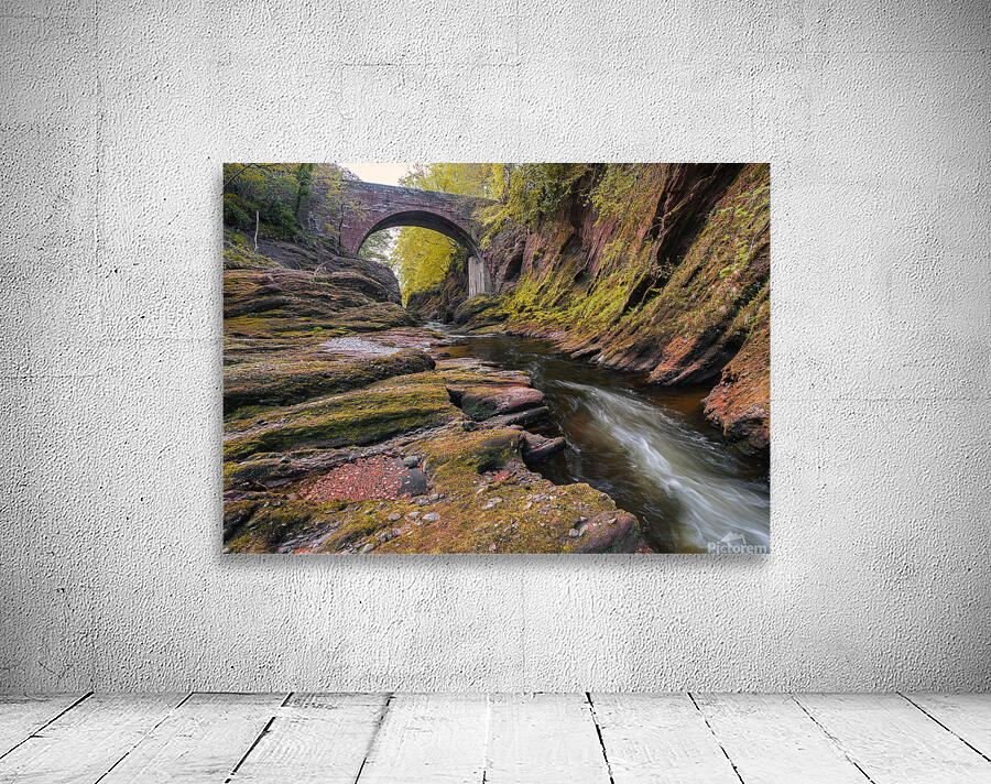 Gannochy Bridge Wall Preview