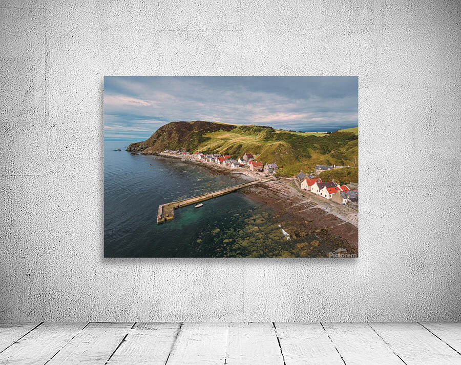 Crovie View Wall Preview
