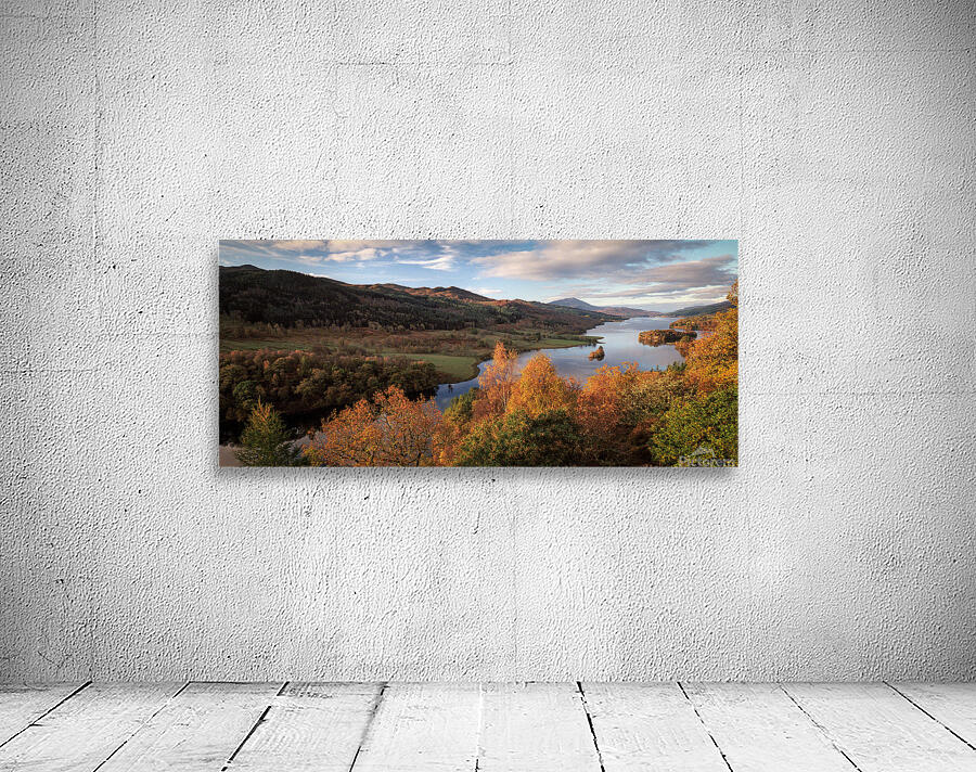 Autumn at Queens View Wall Preview