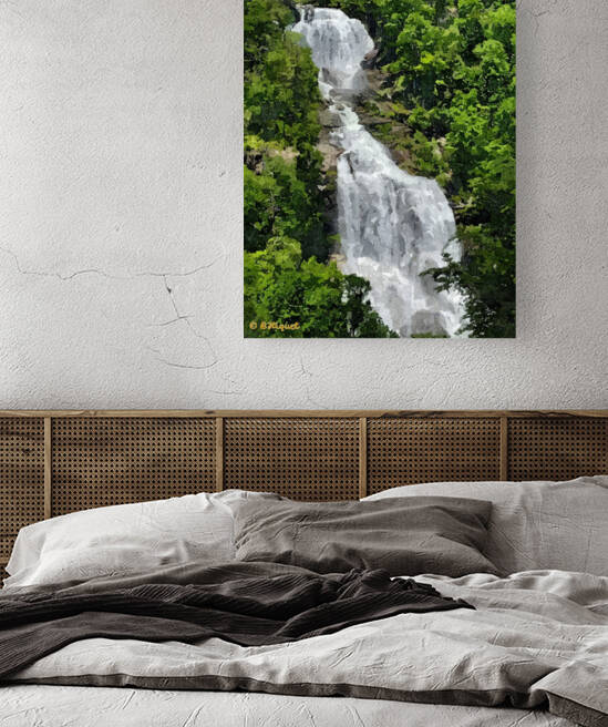 Whitewater Falls by BRADLEY HIQUET