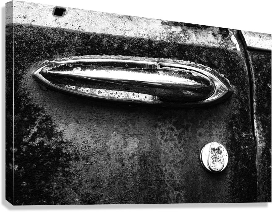 Chrome Door Handle In B&W